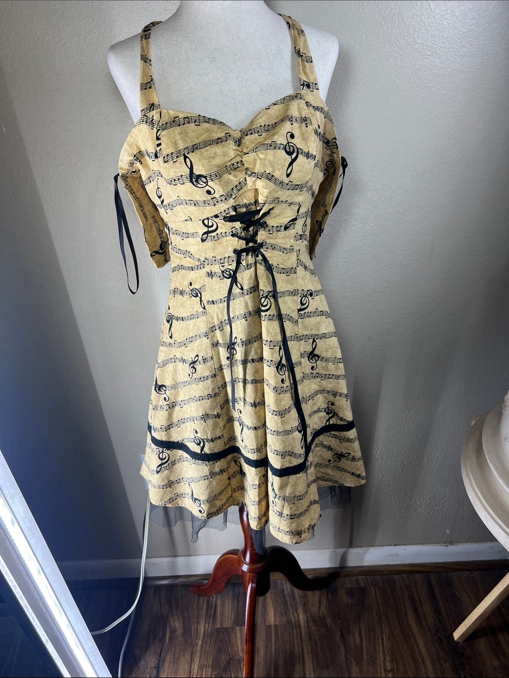 Hot Topic Yellow Musical Note Mini Dress with Black Accents